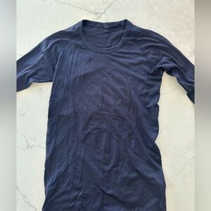 Lululemon swiftly tech long sleeve - size 6